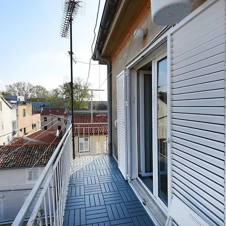 Lali Apartment *