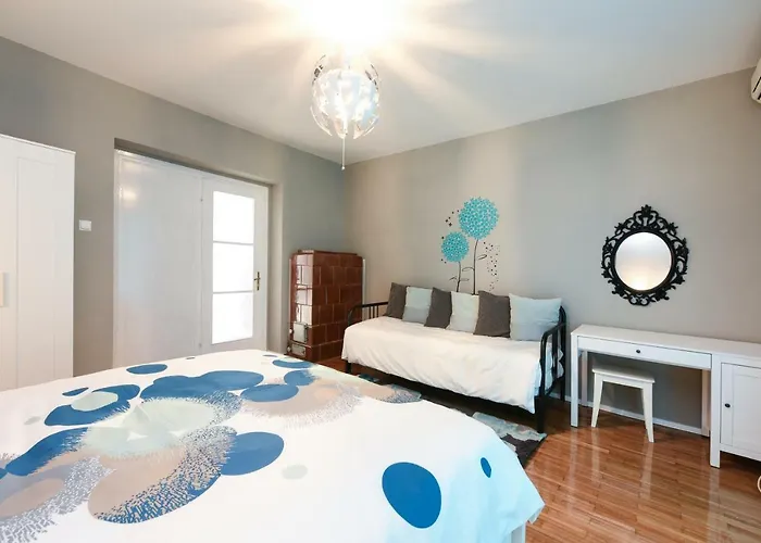 Lali Апартаменты *